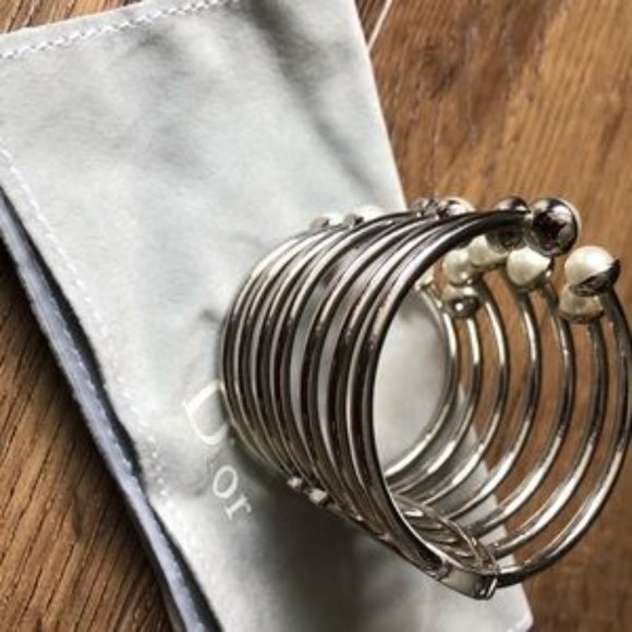 CHRISTIAN DIOR-Large Hinge BRACELET - Picture 6 of 17